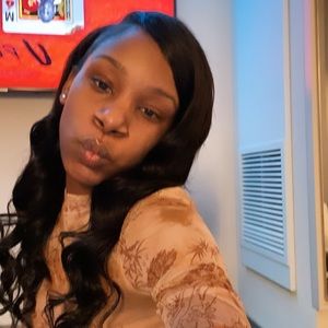 Meet your Posher, Jasmine